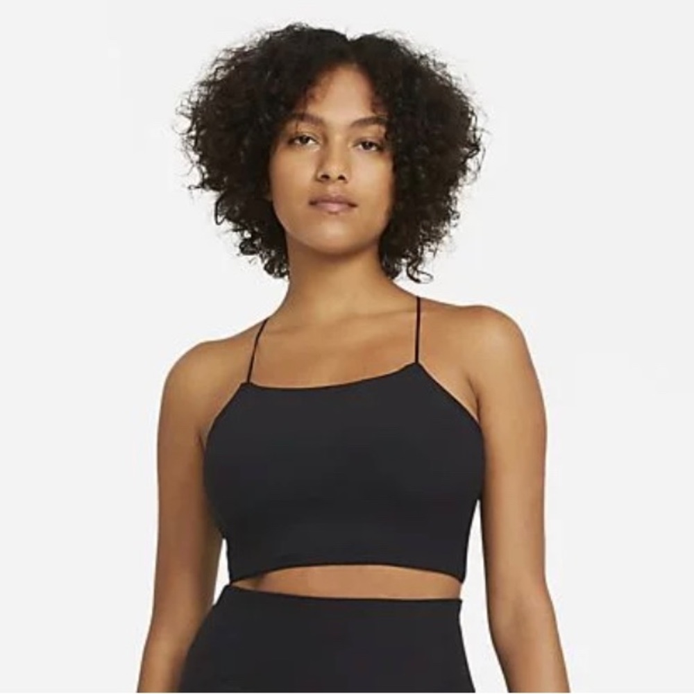 NIKE - Women’s Yoga Luxe Strappy Cami Top (Schwartz) - Size XS